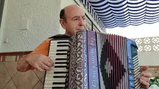 Piccolissima serenata. Acordeón