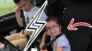 😱 ERICA vrea sa CONDUCA MASINA 🚘 - video pentru copii