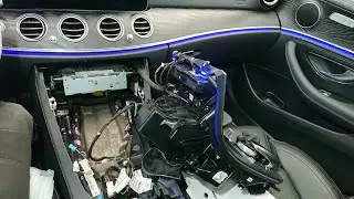 Как снять радио Audio 20 Mercedes-Benz W213 кузов Е-Class