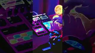 Trip Hop Chillhop Jazzhop beat and finger drumming on Maschine Plus 