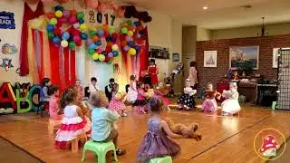 Танец с игрушками | Daycare 
