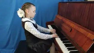 В. А. Моцарт. Менуэт. исп.  Щелокова Екатерина, 7 лет