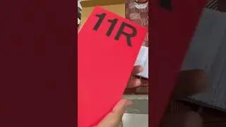 One plus 11R unboxing