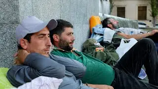 შუქრუთელების პროტესტი პარლამენტთან