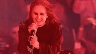Ozzy Osbourne and Tony Iommi paranoid live 2022