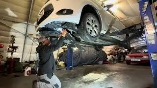 Citroen C4 Picasso MK2  1.6 HDi DV6C - Service & Timing Belt Replacement