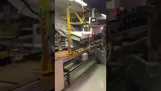 ARÇELİK-LG İç ünite strafor takma robotumuz