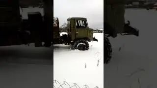 Газ 66 в снегу