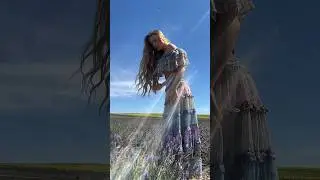 The cracked camera lens was a paid actor 😂#lavendar #lavendarfield #aesthetic #flowerfield