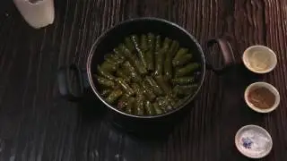 Waraq 'Inab Bil Lahmeh