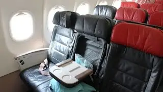 Turkish Airlines Airbus A320-200 Business Class Review ~ The only passenger in the cabin!