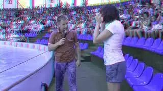 Sea animals have fun with the audience 3D anaglyph