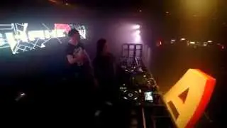 LADY WAKS - KOLLEKTIV TURMSTRASSE – SORRY I´M LATE  *LIVE*