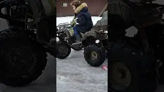 зимний дрифт на китайском квадроцикле.