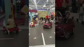 Катаются 😊