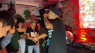 Gedi - Volando | Jueves no tan santo | Selina