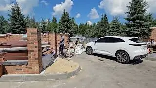 Ура🤩 в Кольцово установили детскую и спортивную площадки. продолжаем строить новые дома🫡🥳