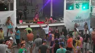 Танцпол Kiss FM Kazantip Z18 Девушка в ударе