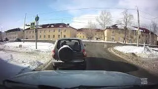 Выскочил лансер