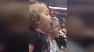Смешное видео .Юный болельщик