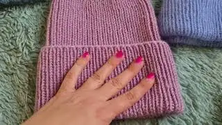 Готовые работы,  разные шапки из разной пряжи. Спицами. Плюс детская шапка кошка.