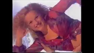 Geri Halliwell - Bag It Up - TOTP (First Performance)