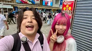 Making a Japanese girl youtuber uncomfortable LIVE