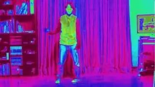 Freedom dancing-Kiss kiss