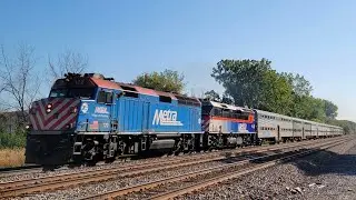 WB Metra & Amtrak 380 at River Rd