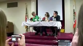 Vic Mignogna discusses his most requested line "ROY MUSTANG IS DEAD SEXY.... IN A MINI SKIRT"