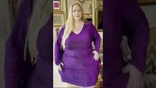 Plus size Model Claudia Floraunce repping RITERA💜