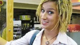 HOT BLONDE WITH DREADS! ITS ACTUALLY POSSIBLE! (9.8.10 - Day 496)