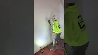 EV Quality - Pole Sanding after Primer