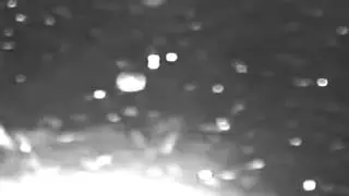 2 objects appear and disappear