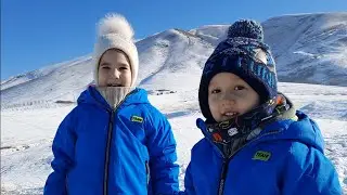 Покатались на горках.Горы, снег и свежий воздух! София и Султан весело порезвились/Тюбинг