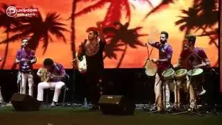 پسرهای ایرانی با رقص و پایکوبیشان کره ای ها را غافلگیر کردند/ گزارشی از فستیوال ایران و کره جنوبی