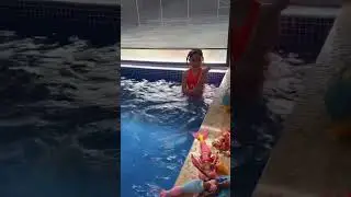 Elif sinem güzel yüze biliyormu 