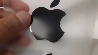 MacBook Pro M2 chip unboxing
