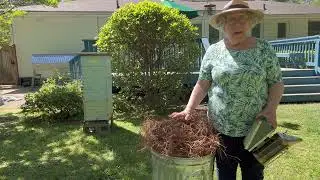 Beekeeper Tip: Manage your Smoker Fuel