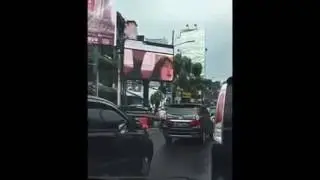 Layar LED Depan Kantor Walkot Jaksel Di Hack Video Porno