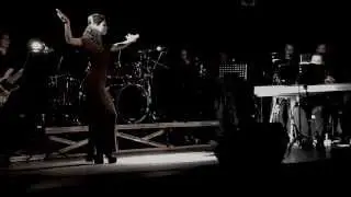 Welcome to Burlesque. Mercedesz Csampai at the concert in Aschaffenburg Live!