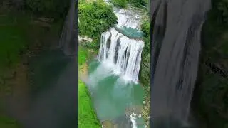 This is a majestic natural wonder renowned as the largest waterfall in Asia. #chinatravel #travel