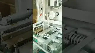 Automatic plastic pouch packing machine working #shorts