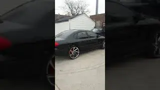 2003 Ford Taurus on 22s in the Chicagoland area the first one