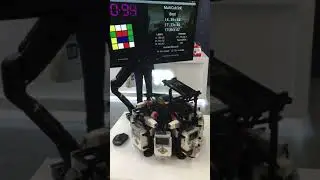 LEGO Robot Solves 4x4x4 Rubik’s Cube
