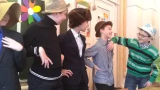 Показ шляп!
