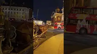 Карета у Исаакиевского собора!