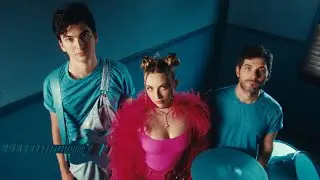 Elli Moore - Crybaby (Official Music Video)