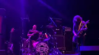 Dinosaur Jr. - I Met the Stones - The Vic - Chicago IL - 9-30-2022