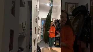 Впервые достала мамину коробку с игрушками. Больно, но так захотелось в детство 
